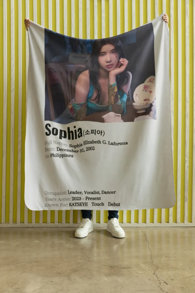 Katseye Sophia Blanket